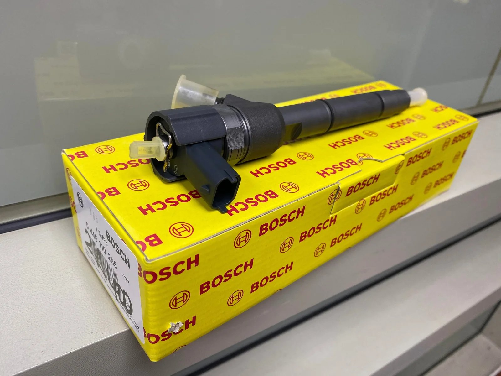 Inyector Hyundai Accent 2006 a 2011 Bosch 338002A400 4