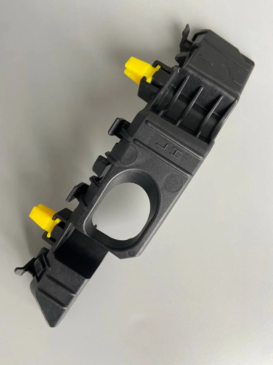 Guia Parachoque Delantero Izquierdo Hyundai Tucson 2021 a 2025 Original 86551N9000