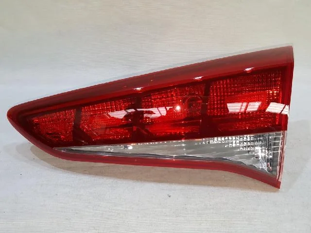 Foco Trasero Interior Derecho Hyundai Tucson 2015 a 2017 Original 92404D3000